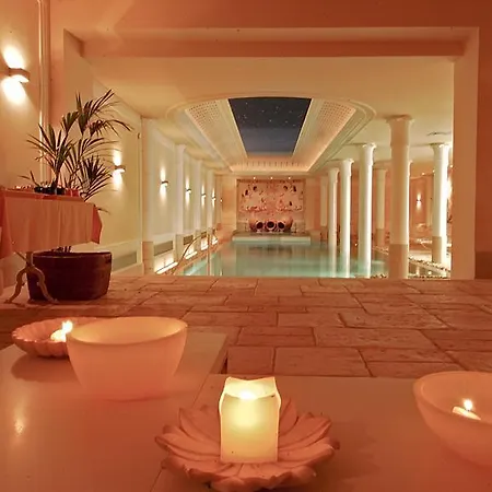 Victoria & Iside Hotel 4*