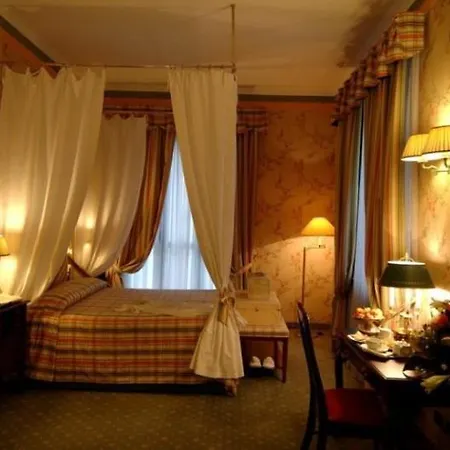 Victoria & Iside 4*