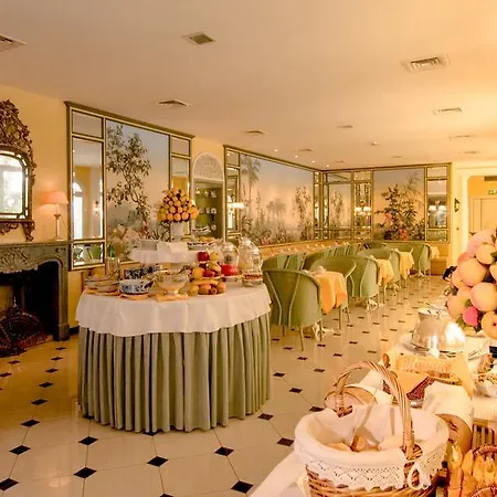 Otel Victoria & Iside 4*