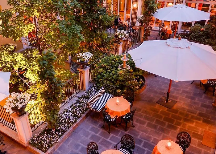 Victoria & Iside מלון 4*