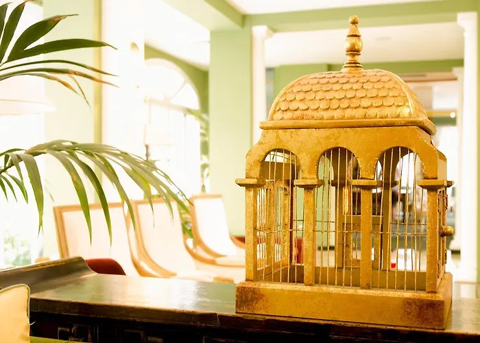 מלון Victoria & Iside