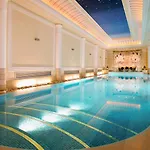 Victoria & Iside Hotel 4*
