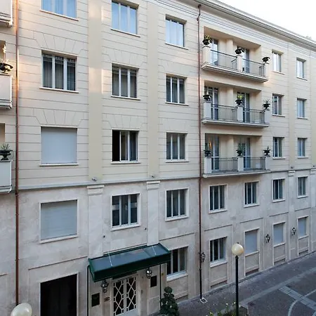 Szálloda Victoria & Iside